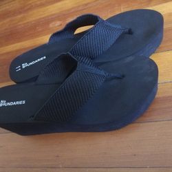 No Boundaries Women's Wedge Flip Flop Sandals (Walmart)