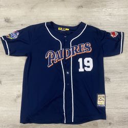Padres Number 19 Gwynn Jersey Size XXL