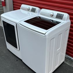 SAMSUNG WASHER AND GAS DRYER SET 