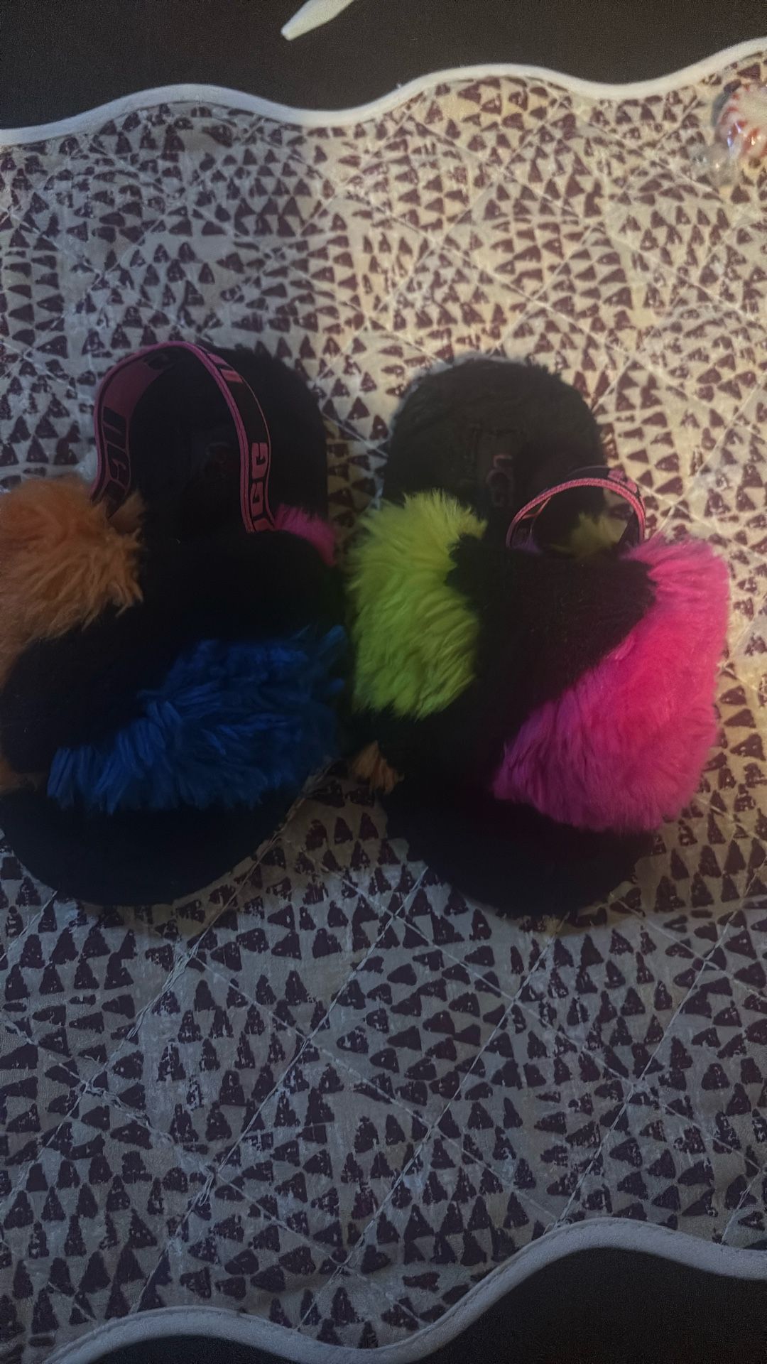 Ugg Slippers 7c