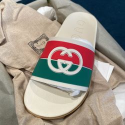 New- Gucci Women Sandals ( Size 37 ,38)