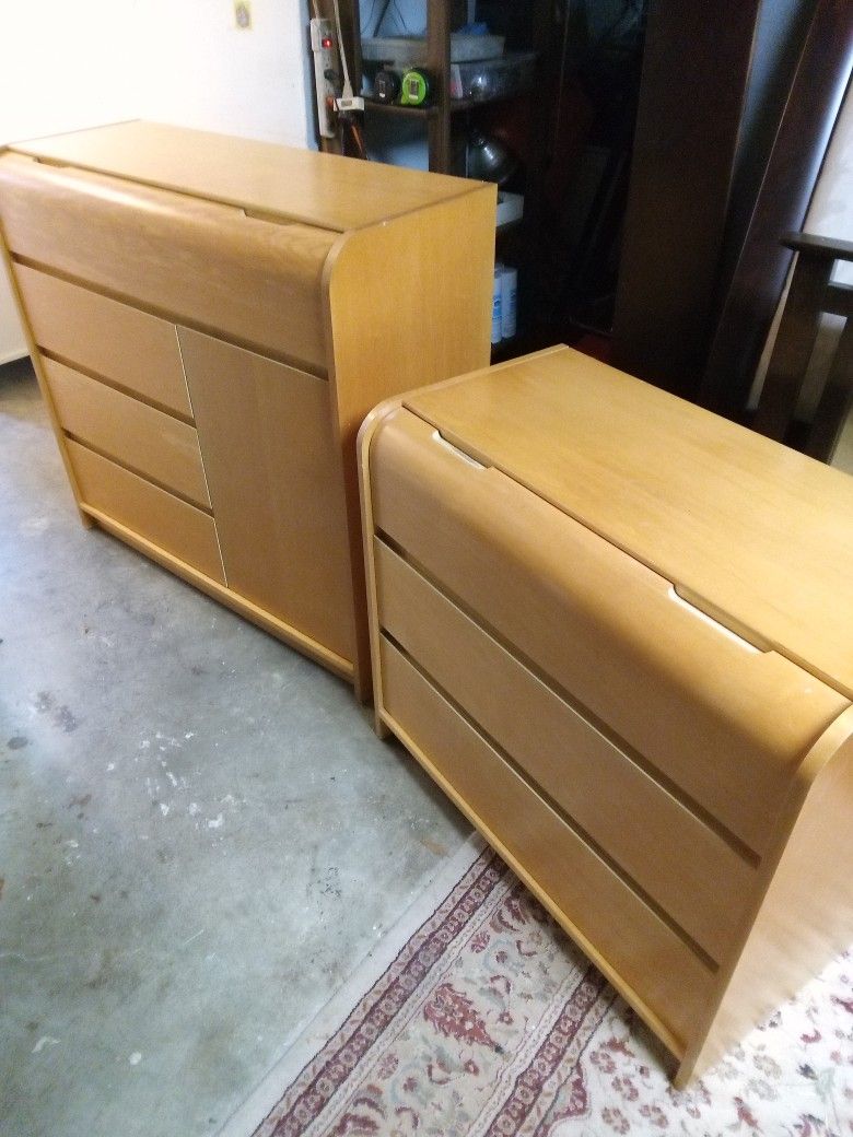 Water Fall Design Maple Wood Changing Table And Dresser