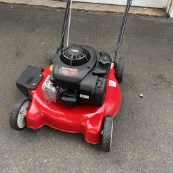 Yard Machines 20” Manual Push Lawn Mower 