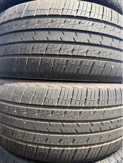 (2) 255/50R20 PAIR OF SEMI NEW TIRES FOR SALE 80% LIFE !!
