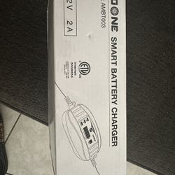 No One Smart Battery Charger