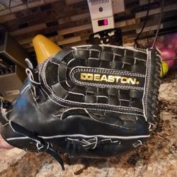Easton 12.5 Baseball Glove