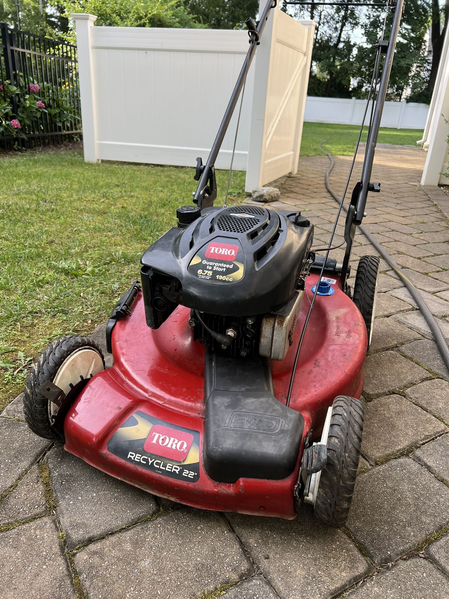 22” Toro Lawnmower Self Propelled