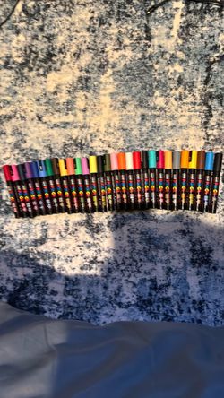 Posca markers