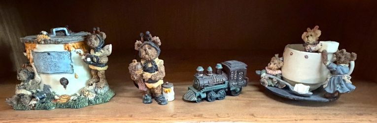 BOYDS BEARS COLLECTIBLES