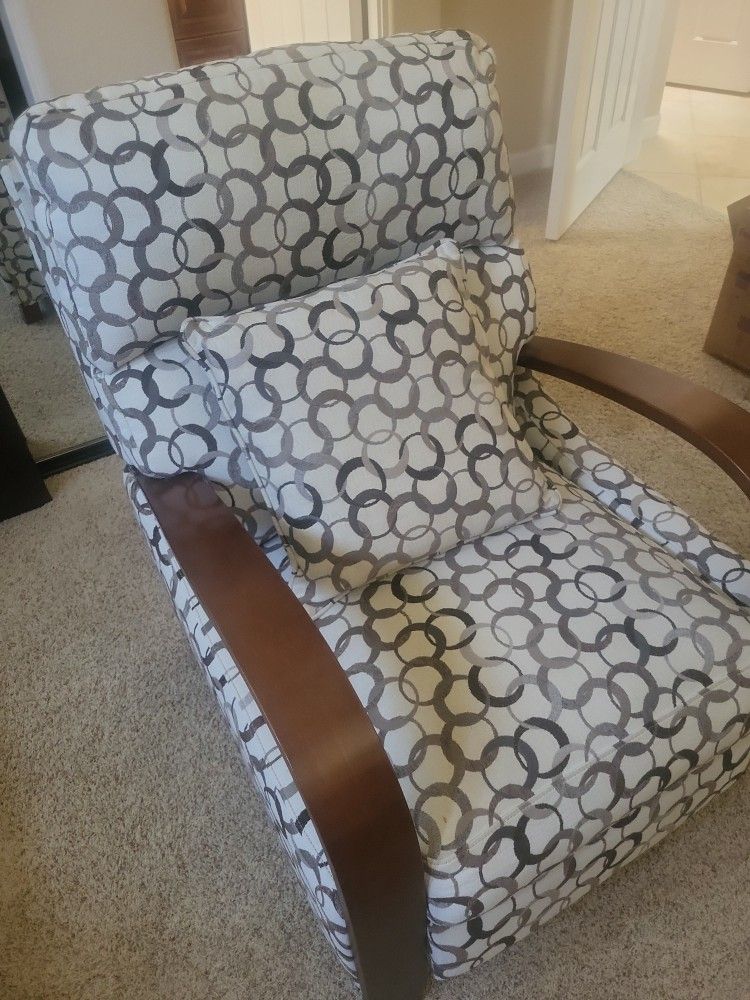 Like New Recliner From Costco