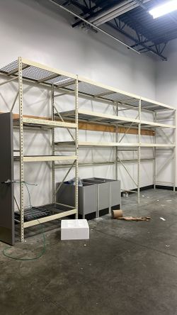 Wide Span Storage Shelving