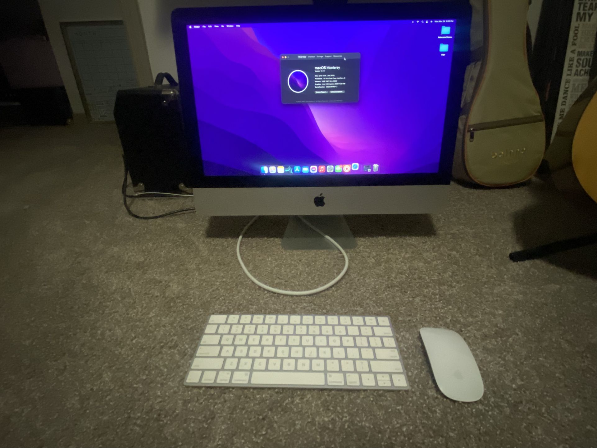 21.5 Gray iMAC (2015)