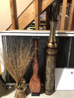 Vases And Decor