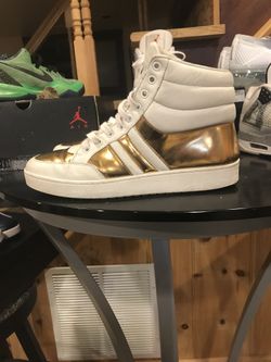 Gucci’s size 8 US