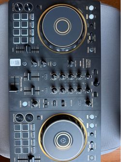 Pioneer DJ DDJ-FLX4-N 2-Channel DJ Controller Gold