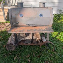 Old Country BBQ Pit