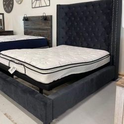 Black Velvet Queen Bed 👉 Color Options👍 In Stock ✅ Delivery Available 🚚