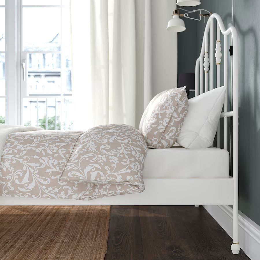 Full Size Bed w/ Slatted bed base