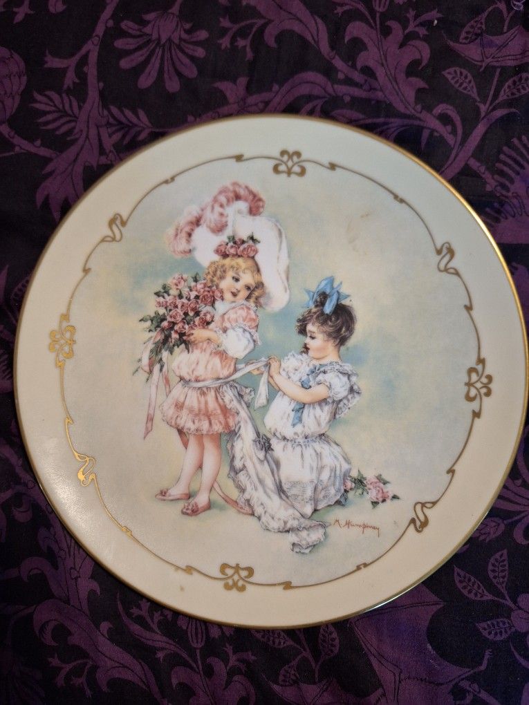 Porcelain Collectible Dish 1989
