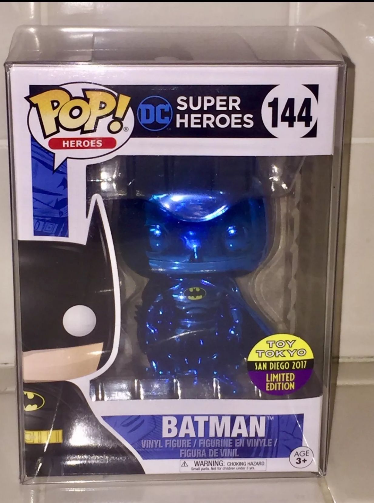 2017 FUNKO POP! BLUE CHROME BATMAN #144 SDCC TOY TOKYO EXCLUSIVE RARE Look!