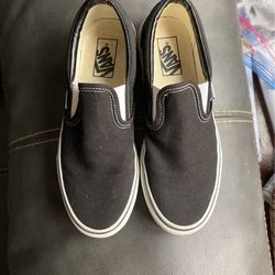 Vans Size 8.5 In Womens Or 7 In Mens - Classic Black 