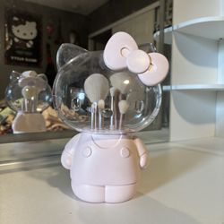 Hello Kitty Makeup Brush set 