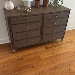 Brown dresser 