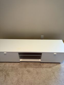 Ikea tv uniit glossy white 63in