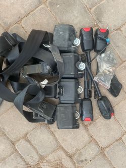 Cannam maverick x3 seat belts