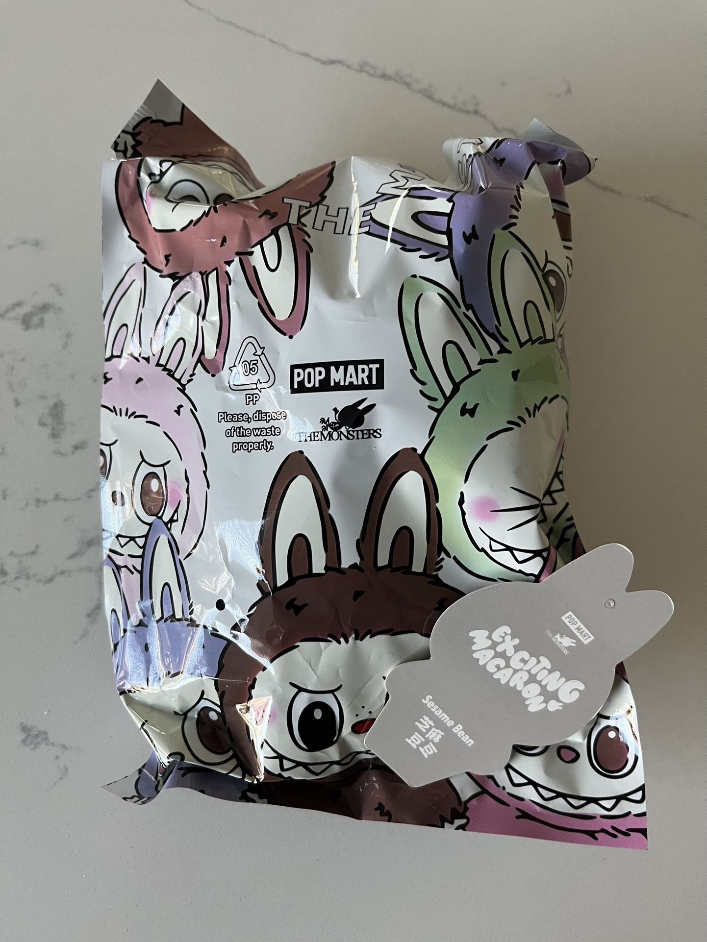 Labubu Exciting Macaron Sesame Bean