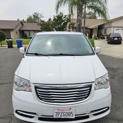 2016 Chrysles Town And Country 