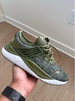 *BRAND NEW* Puma Womens Size 8 Pacer Future Camo