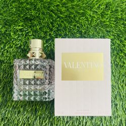 Valentino Donna Eau De Parfum 