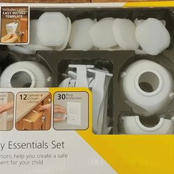 Safety 1st Safety Essentials Set Child proofing Kit 46 Pieces