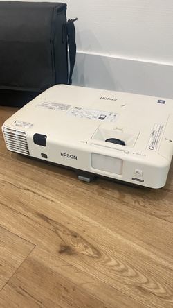 EPSON POWERLITE 1945W PROJECTOR