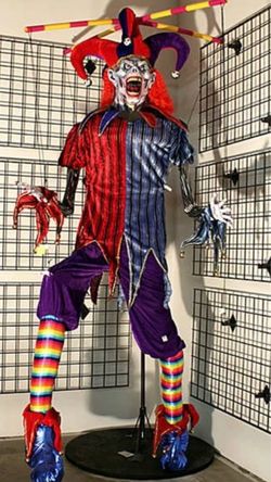 Spirit Halloween Giant Standing Jester 2009 Very Rare
