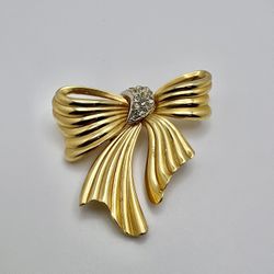 Gold Bow Brooch