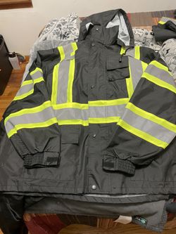 Full rain pants and jacket. Size 2XL