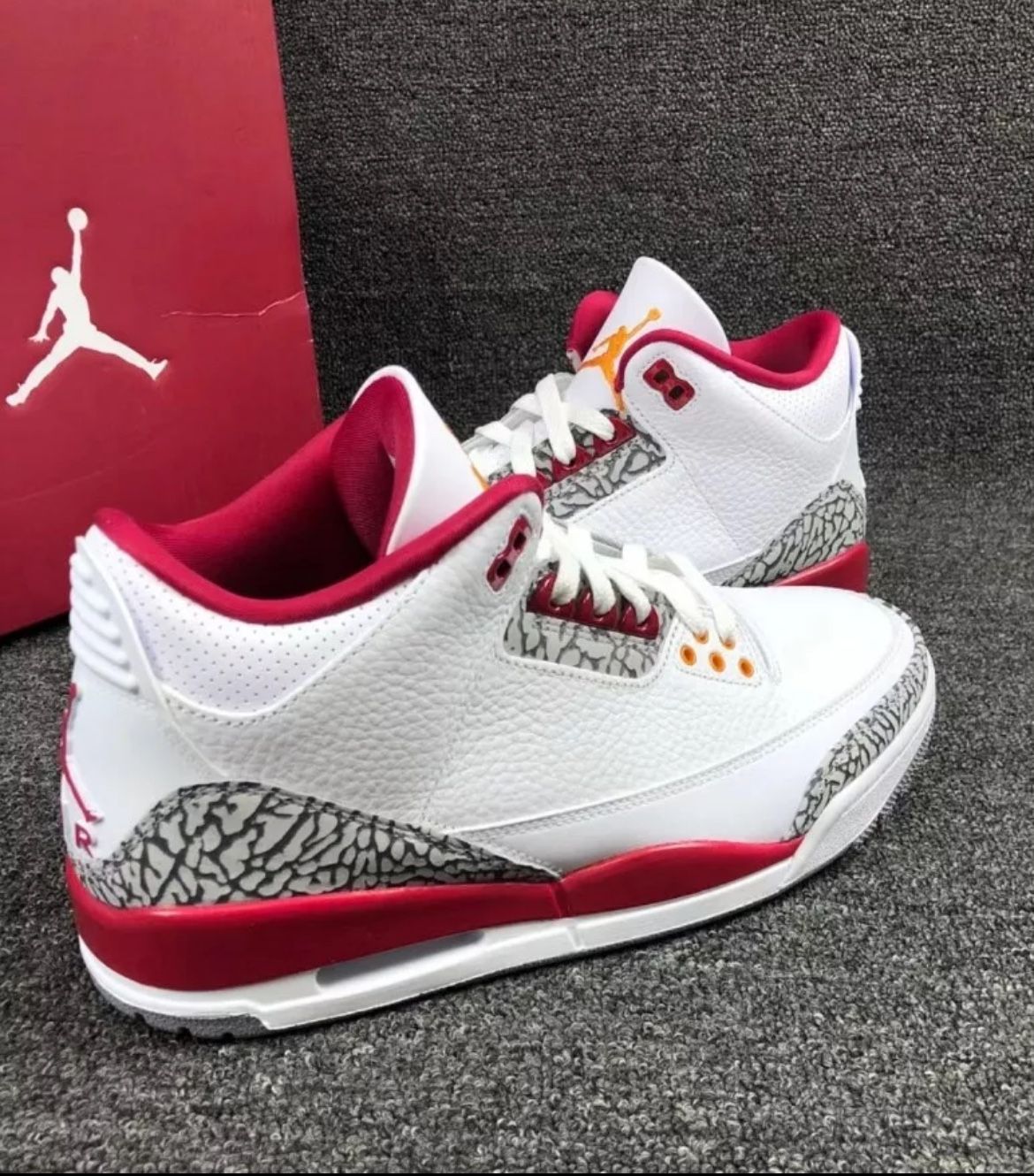 Air Jordan 3s - Retro Mid Cardinal Red
