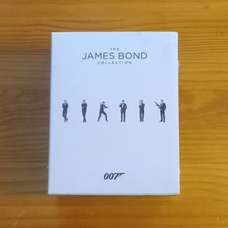 THE JAMES BOND COLLECTION 