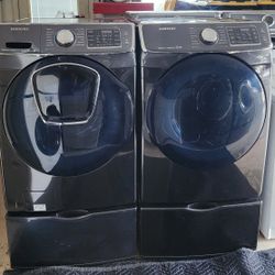 Very Nice Front Load Washer And Dryer Matching Set 