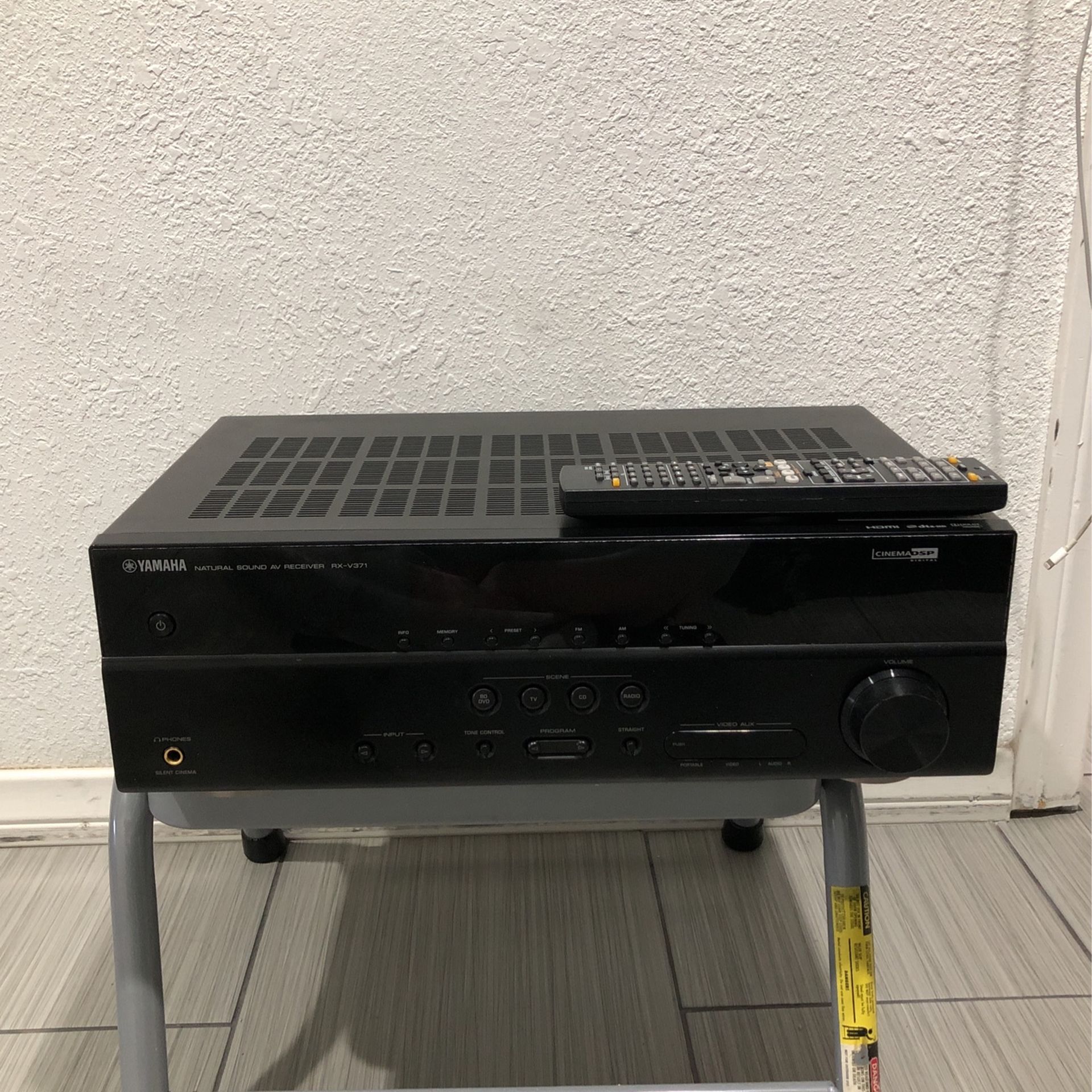 Yamaha Receiver Bluetooth Rx-v371 .