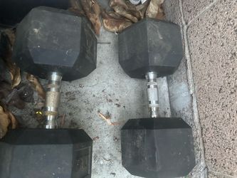 70 LBS pounds dumbells set weights