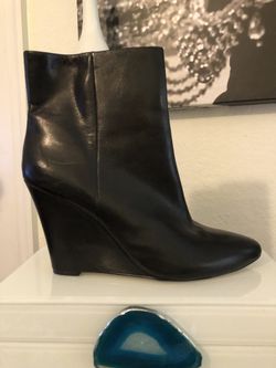 NEW!!! Ann Taylor Black Boots size 9