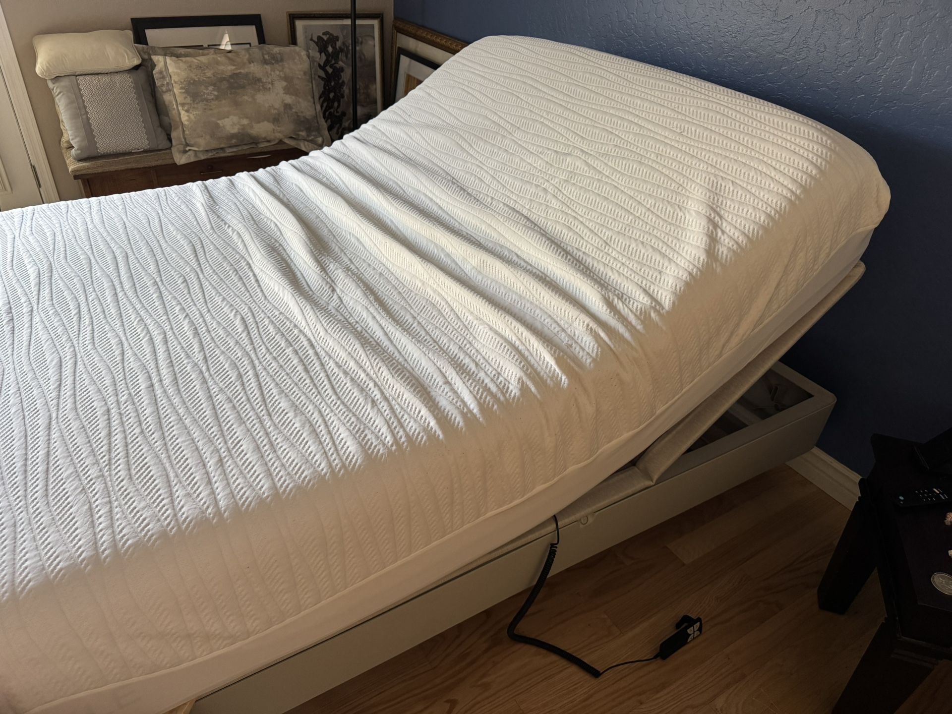 Queen Size sleep Number Bed And Frame