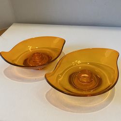 Vintage Viking glass orange / persimmon Candle holders. MCM decor. Gorgeous! Set of 2. Like new !