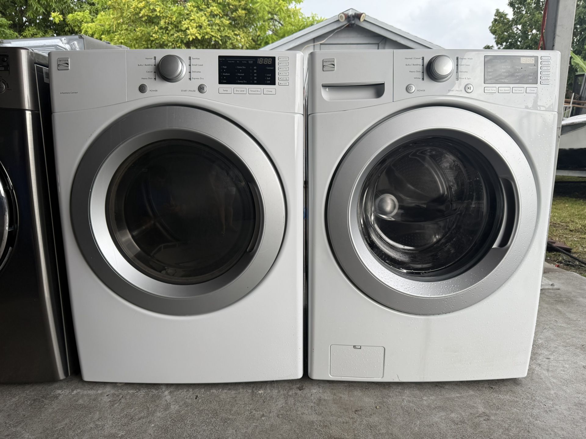 Kenmore large capacity washer And. Dryer