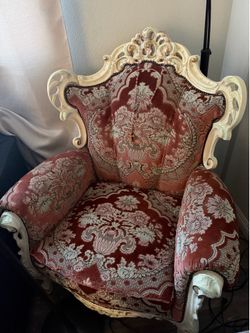 Vintage queen chair with matching stool