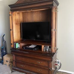 TV Armoire
