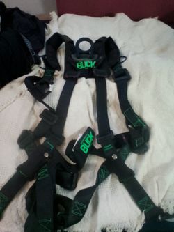 BUCKINGHAM BLACKOUT SAFETY HARNESS (U68M9EQ3)